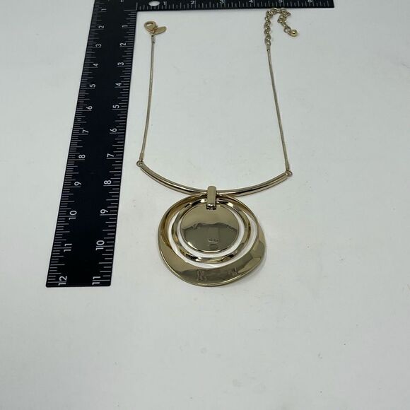 Chico’s bold gold tone necklace. - Picture 4 of 8